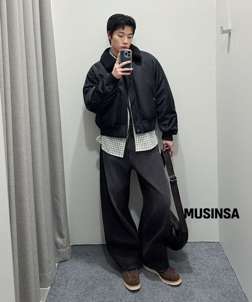 MUSINSA STANDARD（ムシンサスタンダード）の「ビッグブラシバルーンデニムパンツ[ブラック]（デニムパンツ・メンズ・その他・40/38/42/36/34/32/30/31/33/26/28/29/27）」の12枚目の写真