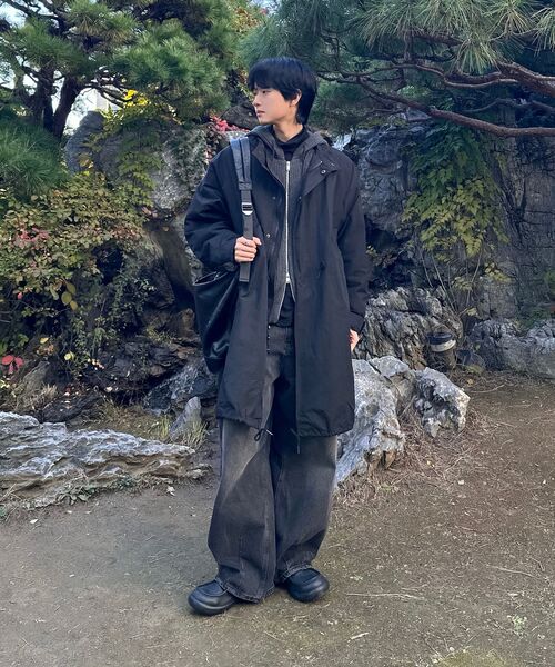 MUSINSA STANDARD（ムシンサスタンダード）の「ビッグブラシバルーンデニムパンツ[ブラック]（デニムパンツ・メンズ・その他・40/38/42/36/34/32/30/31/33/26/28/29/27）」の18枚目の写真