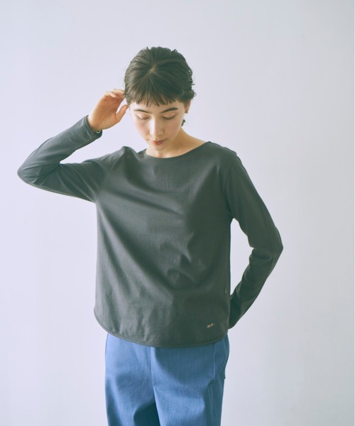 me.(ミードット)の「【 me. / ミードット 】 エンブロイダリー ロングスリーブプルオーバー me-25201 HPI(Tシャツ/カットソー・レディース・キャメル/オフホワイト/チャコールグレー/クリーム/セージグリーン・FREE)」の3枚目の写真