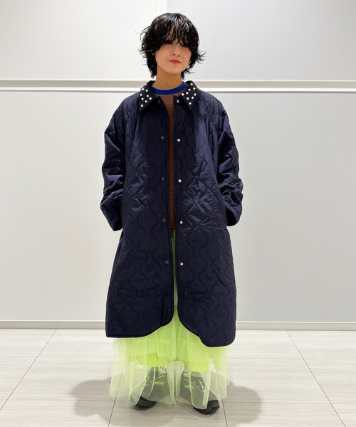 MARKEY'S(マーキーズ)の「パールポイントキルトロングコート/おとな(ノーカラーコート・レディース・ネイビー/カーキ・160cm)」の6枚目の写真