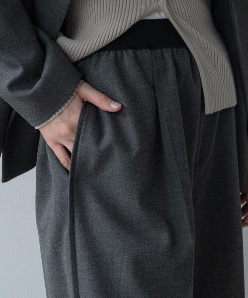 GALLEST（ギャレスト）の「Comfy SET UP｜イージーストレートスラックス【セットアップ対応／通勤／カセット服】（その他パンツ・レディース・ダークグレー/ブラック/ブラウン系・34/36/38/40）」の14枚目の写真