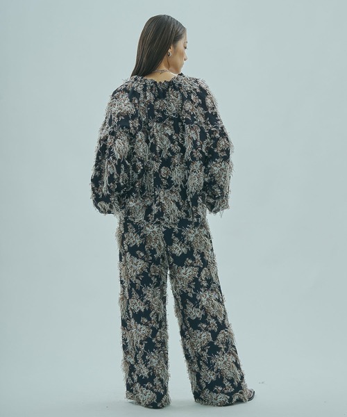 ROSE BUD（ローズバッド）の「(mag.by c)FLOWER JACQUARD BLOUSE（シャツ/ブラウス・レディース・ブラウン/ネイビー・ONE SIZE）」の7枚目の写真