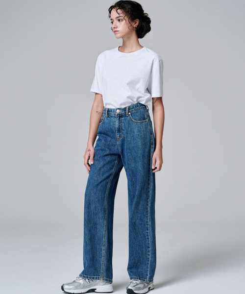 MALOUPE（マロップ）の「9133 レギュラーワイドデニムパンツ（ミディアムインディゴ）（デニムパンツ・レディース・ダークインディゴブルー・26/28/30）」の4枚目の写真