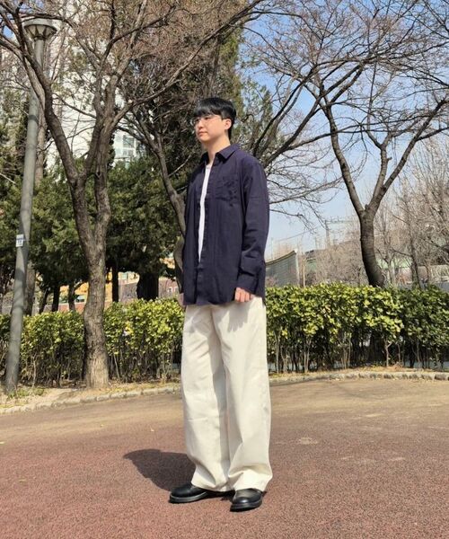 WORK ON BODY OFF（ワークオンボディオフ）の「ステディオーバーサイズコットンシャツ[ネイビー]（シャツ/ブラウス・レディース・ネイビー・LARGE/X-LARGE/MEDIUM）」の4枚目の写真