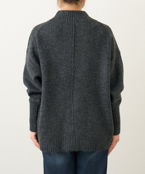 un dix cors（アンディコール）の「《デイリーに活躍◎》ヤクライクモックネックニット（ニット/セーター・レディース・チャコールグレー/モカ/レッド・FREE）」の8枚目の写真