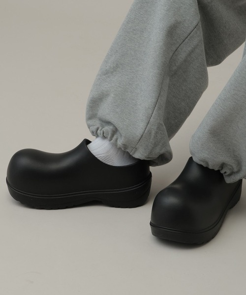 LAND MUSEUM（ランドミュージアム）の「【女性用サイズあり】LAND MUSEUM／ラウンドライトスリッポン（スリッポン・メンズ・ブラック・X-SMALL/MEDIUM/SMALL/LARGE）」の4枚目の写真