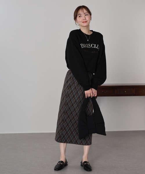 BLUEEAST（ブルーイースト）の「ロゴ刺繍ドロスト裏起毛スウェット（スウェット・レディース・ブラック/アイボリー/グレー・MEDIUM）」の15枚目の写真