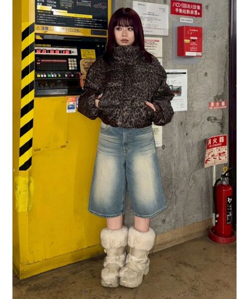 EVRIS（エヴリス）の「2WAYエアリークロップドブルゾン（ダウンジャケット/コート・レディース・その他1/ブラック・FREE）」の14枚目の写真