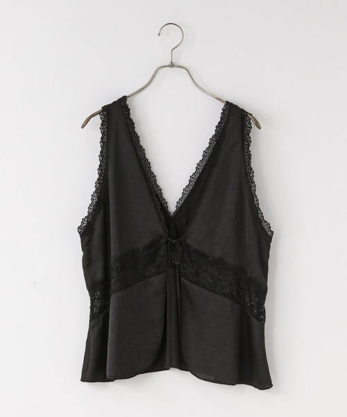 LOWRYS FARM（ローリーズファーム）の「サテンレースベスト　638609（ベスト・レディース・ブラック/アイボリー・FREE）」の18枚目の写真