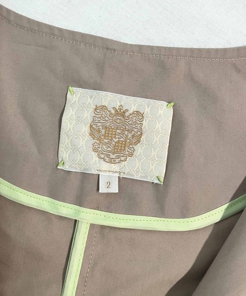 Q（キュー）の「ノーカラーツイルコート（ノーカラーコート・レディース・ベージュ/ブラック・MEDIUM）」の14枚目の写真