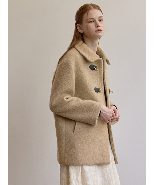 BEMUSE MANSION(ビミューズマンション)の「Clasp half coat - Beige(テーラードジャケット・レディース・その他・FREE)」の2枚目の写真