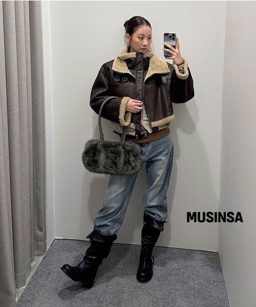 AMESWORLDWIDE（アメスワールドワイド）の「AMES FUR SHOULDER BAG CHARCOAL（ショルダーバッグ・レディース・その他・FREE）」の10枚目の写真