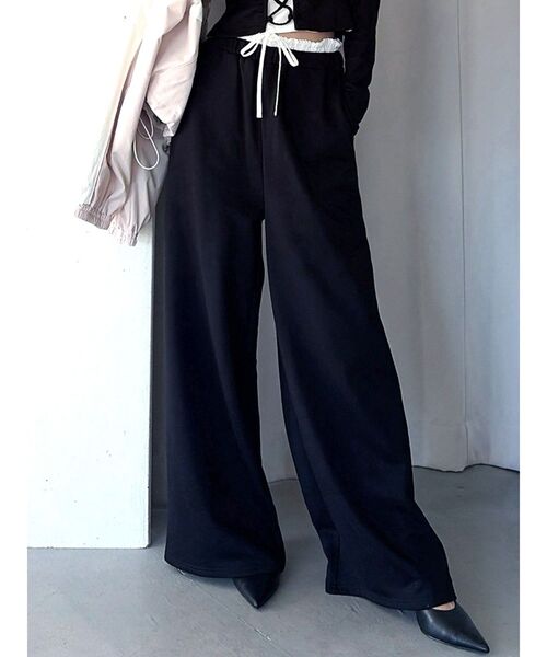 RESEXXY（リゼクシー）の「レイヤードスウェットパンツ（その他パンツ・レディース・ブラック/グレー/チャコールグレー・FREE）」の2枚目の写真