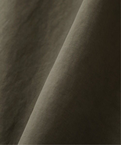 MARGARET HOWELL(マーガレットハウエル)の「WATER REPELENT NYLON POPLIN(その他パンツ・レディース・ネイビー/カーキ・X-SMALL/SMALL)」の5枚目の写真