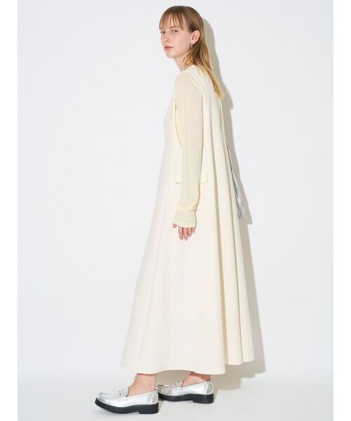 ELENDEEK（エレンディーク）の「バックベルトAラインワンピース（ワンピース・レディース・ブラック/アイボリー/グレー・02/01）」の4枚目の写真