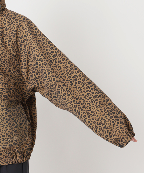 OUTDOOR PRODUCTS（アウトドアプロダクツ）の「レオパードアスレチックブルゾン ユニセックス着用可（その他アウター・レディース・タン・MEDIUM/LARGE）」の7枚目の写真