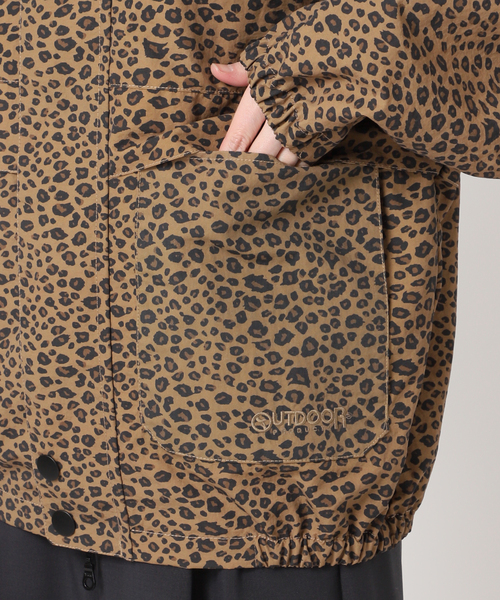 OUTDOOR PRODUCTS（アウトドアプロダクツ）の「レオパードアスレチックブルゾン ユニセックス着用可（その他アウター・レディース・タン・MEDIUM/LARGE）」の8枚目の写真