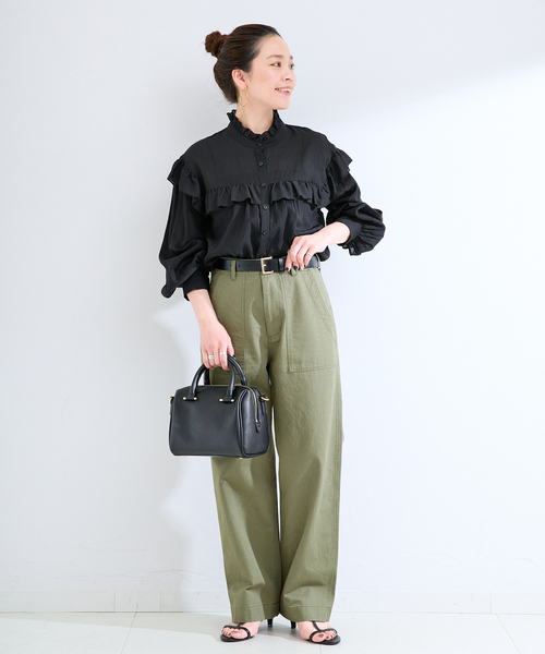 B.C STOCK（ベーセーストック）の「【一部WEB限定カラーあり】ドット無地アソートフリルブラウス（シャツ/ブラウス・レディース・ホワイト/ホワイト系その他/ブラック系その他/ブラック・FREE）」の5枚目の写真