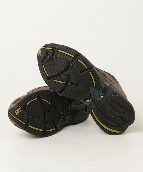 NEW BALANCE(ニューバランス)の「Abzorb 2010(スニーカー・メンズ・ブラック/ブラウン・28.0cm/29.0cm/22.0cm/30.0cm/23.0cm/24.0cm/25.0cm/26.0cm/27.0cm/23.5cm/24.5cm/25.5cm/26.5cm/27.5cm/28.5cm/22.5cm)」の8枚目の写真