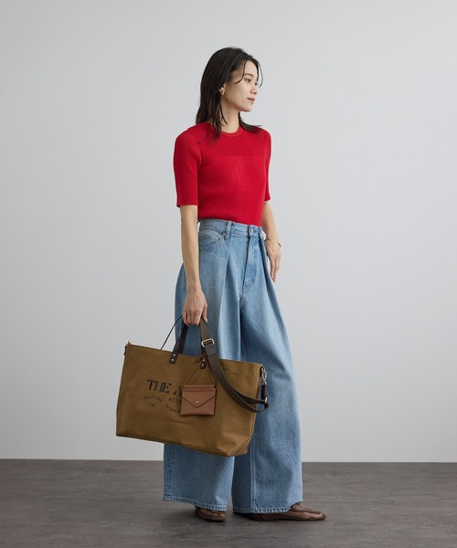 SALON adam et rope'（サロン アダム エ ロペ）の「【WEB限定】フロントタックデニムパンツ（デニムパンツ・レディース・サックスブルー/ブルー系その他4・M/S）」の5枚目の写真