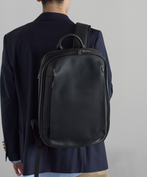 GUSCIO UOMO（グッシオ ウォーモ）の「【グッシオ　ウォーモ】牛革ビジネスリュック　スプリットレザー　通勤通学（ビジネスバッグ・メンズ・ダークグリーン/ブラック系その他/ネイビー/ブラック・FREE）」の2枚目の写真