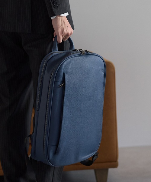 GUSCIO UOMO（グッシオ ウォーモ）の「【グッシオ　ウォーモ】牛革ビジネスリュック　スプリットレザー　通勤通学（ビジネスバッグ・メンズ・ダークグリーン/ブラック系その他/ネイビー/ブラック・FREE）」の4枚目の写真