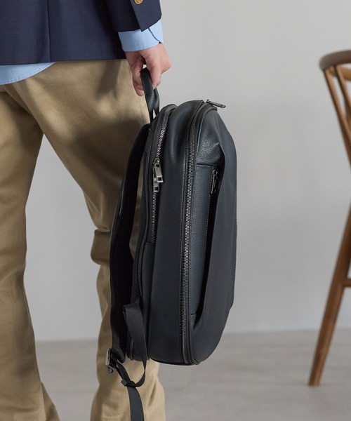 GUSCIO UOMO（グッシオ ウォーモ）の「【グッシオ　ウォーモ】牛革ビジネスリュック　スプリットレザー　通勤通学（ビジネスバッグ・メンズ・ダークグリーン/ブラック系その他/ネイビー/ブラック・FREE）」の7枚目の写真