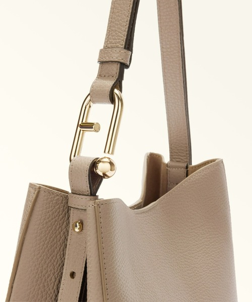 FURLA（フルラ）の「フルラ ヌヴォラ (Furla Nuvola) バケットバッグ S（ショルダーバッグ・レディース・オフホワイト/ブラック/モカ・ONE SIZE）」の9枚目の写真