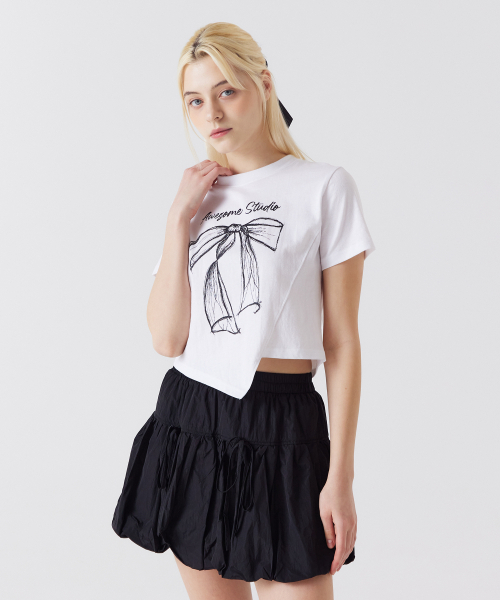 AWESOME STUDIO(オーサムスタジオ)の「アンバランス クロップ 半袖Tシャツ アイボリー(Tシャツ/カットソー・レディース・その他・FREE)」の2枚目の写真