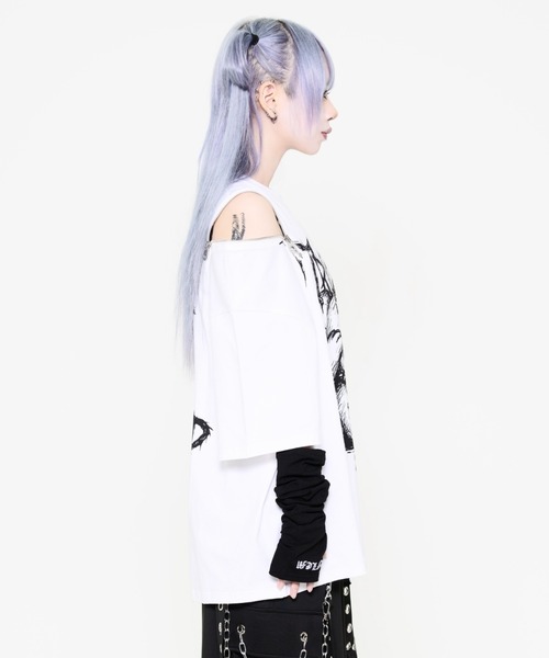 TRAVAS TOKYO（トラバス トウキョウ）の「『TRAVAS TOKYO/トラバス トーキョー』ショルダーZIPくまプリントTシャツ（Tシャツ/カットソー・レディース・ホワイト/ブラック・FREE）」の9枚目の写真