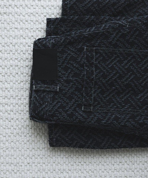 remer（リメール）の「ルーズニードルデニムパンツ / loose needle denim PT（デニムパンツ・メンズ・インディゴブルー/ブラック・LARGE/X-SMALL/MEDIUM/SMALL）」の14枚目の写真