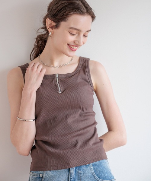 bijorie（ビジュリィ）の「【bijorie】[5つの機能付き]カップ付きハーフジップタンク／NEW BASIC（タンクトップ・レディース・ホワイト/ブラウン/ブラック・MEDIUM/LARGE/LG）」の14枚目の写真