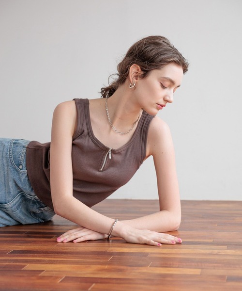 bijorie（ビジュリィ）の「【bijorie】[5つの機能付き]カップ付きハーフジップタンク／NEW BASIC（タンクトップ・レディース・ホワイト/ブラウン/ブラック・MEDIUM/LARGE/LG）」の15枚目の写真