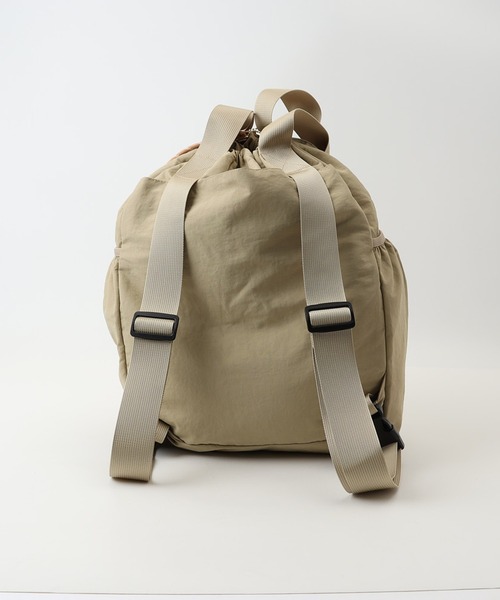 BACKYARD FAMILY(バックヤードファミリー)の「TakeMe Today 2way Purse tote(バックパック/リュック・レディース・ホワイト/ブラック/ベージュ/グレー・FREE)」の5枚目の写真