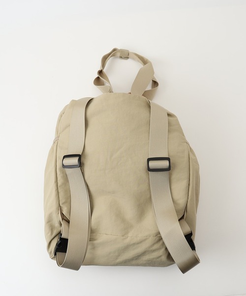BACKYARD FAMILY(バックヤードファミリー)の「TakeMe Today 2way Purse tote(バックパック/リュック・レディース・ホワイト/ブラック/ベージュ/グレー・FREE)」の16枚目の写真