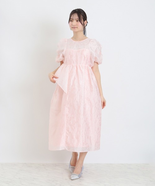 TRUDEA（トルディア）の「バルーンスリーブジャガード ドレス（ドレス・レディース・ライトグレー/ピンク・MEDIUM）」の19枚目の写真