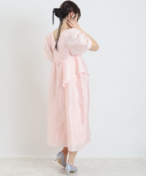 TRUDEA（トルディア）の「バルーンスリーブジャガード ドレス（ドレス・レディース・ライトグレー/ピンク・MEDIUM）」の21枚目の写真