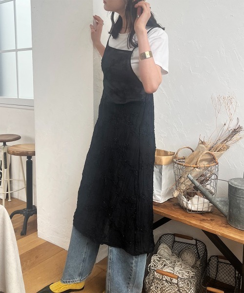 Rejoule(リジュール)の「フラワー刺繍 シアーキャミワンピース(ワンピース・レディース・ブラック/ホワイト・FREE)」の7枚目の写真