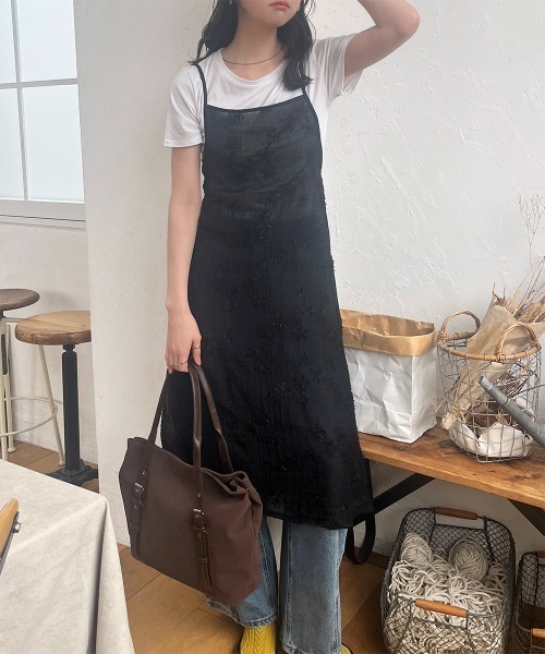 Rejoule(リジュール)の「フラワー刺繍 シアーキャミワンピース(ワンピース・レディース・ブラック/ホワイト・FREE)」の18枚目の写真