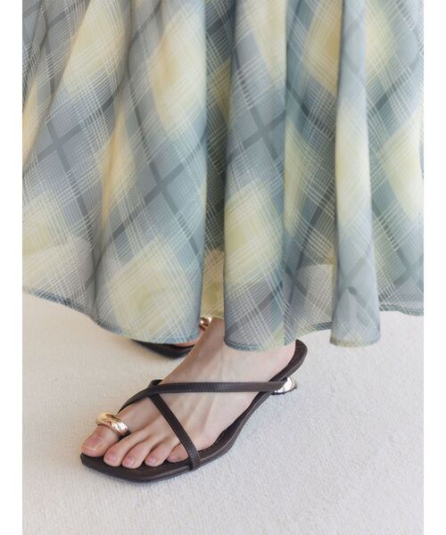 LAGUNAMOON（ラグナムーン）の「メタルリングストラップサンダル（サンダル・レディース・ブラウン/オレンジ・SMALL/MEDIUM）」の7枚目の写真