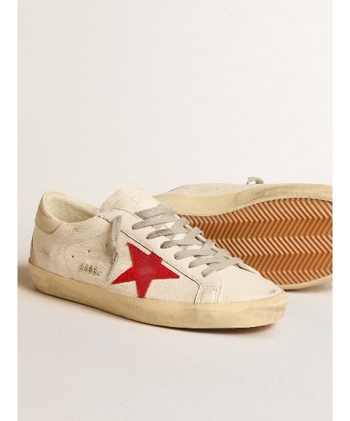 GOLDEN GOOSE(ゴールデングース)の「Super-Star ナッパレザー レザースター(レッド)&ヒールタブ(クリーム)(スニーカー・メンズ・ホワイト×レッド・40/41/42/44/43)」の4枚目の写真