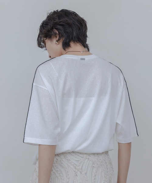 Eimee Law(エイミーロウ)の「アニマルフォト&刺繍ptメロウシアーTシャツ(Tシャツ/カットソー・レディース・サックスブルー/スミクロ/ライトイエロー/オフホワイト・FREE)」の10枚目の写真