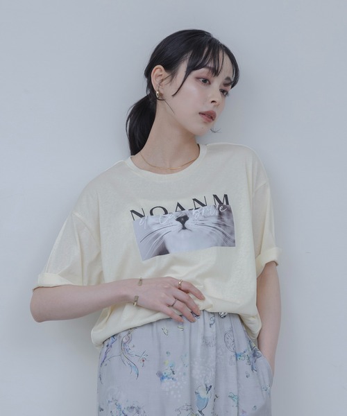 Eimee Law(エイミーロウ)の「アニマルフォト&刺繍ptメロウシアーTシャツ(Tシャツ/カットソー・レディース・サックスブルー/スミクロ/ライトイエロー/オフホワイト・FREE)」の16枚目の写真