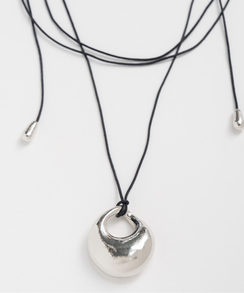 MAISON SPECIAL（メゾンスペシャル）の「【2026SUMMER PRE-ORDER】Moon Necklace/ムーンネックレス（ネックレス・レディース・ゴールド/シルバー・FREE）」の4枚目の写真