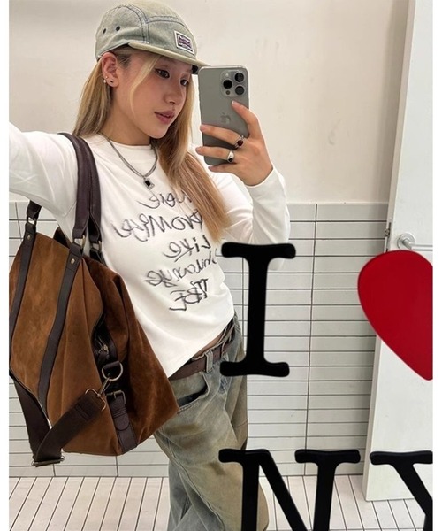 inst.ALL（インストール）の「クロップド丈ペイント風ロゴロンT（Tシャツ/カットソー・レディース・グレー/ホワイト/ブラック・M）」の6枚目の写真