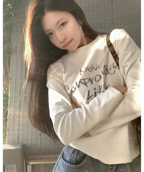 inst.ALL（インストール）の「クロップド丈ペイント風ロゴロンT（Tシャツ/カットソー・レディース・グレー/ホワイト/ブラック・M）」の16枚目の写真