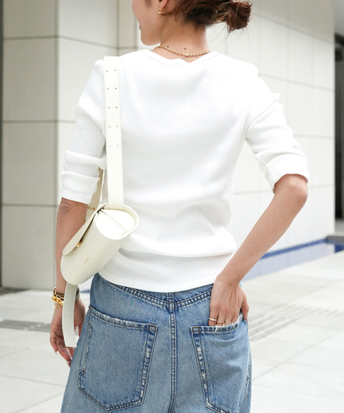 Deuxieme Classe（ドゥーズィエムクラス）の「Rib Open Neck プルオーバー（Tシャツ/カットソー・レディース・グレー/ブラック/ホワイト・FREE）」の6枚目の写真