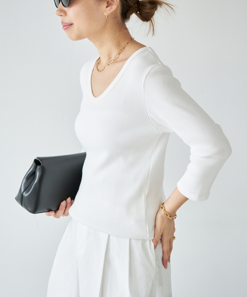 Deuxieme Classe（ドゥーズィエムクラス）の「Rib Open Neck プルオーバー（Tシャツ/カットソー・レディース・グレー/ブラック/ホワイト・FREE）」の10枚目の写真