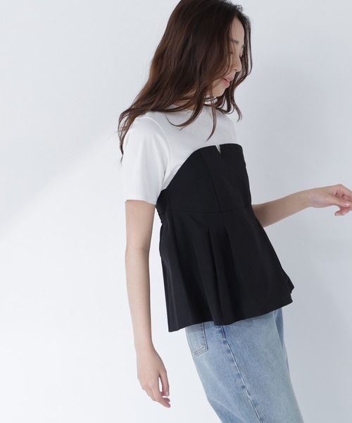 NATURAL BEAUTY BASIC(ナチュラルビューティーベーシック)の「ペプラムビスチェドッキングカットソー(Tシャツ/カットソー・レディース・ホワイト系その他2/ホワイト系その他/ブラック系その他2・フリ-)」の4枚目の写真
