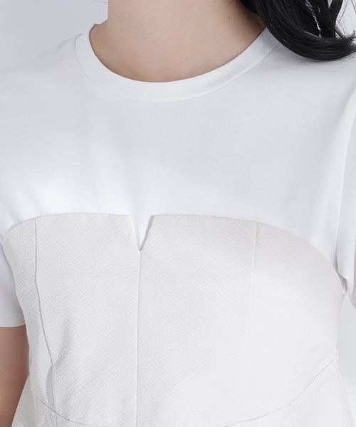 NATURAL BEAUTY BASIC(ナチュラルビューティーベーシック)の「ペプラムビスチェドッキングカットソー(Tシャツ/カットソー・レディース・ホワイト系その他2/ホワイト系その他/ブラック系その他2・フリ-)」の17枚目の写真